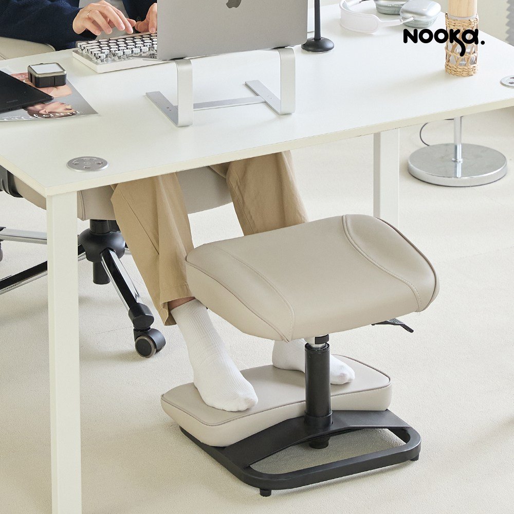 누카 풋메이트 컴퓨터 사무실 책상 발받침대 의자 다리 발판 풋스툴 2단, FM900-PU(프리미엄PU가죽) 다크그레이 상세 이미지 1
